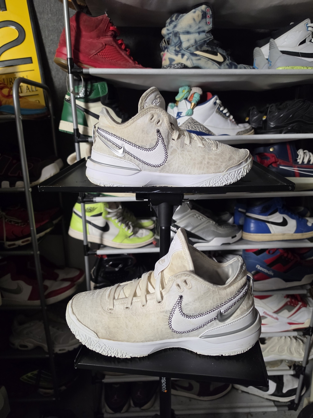 🔥 Nike LeBron Zoom NXXT Men’s Size 8 Cream White Low-Top Athletic Sneakers